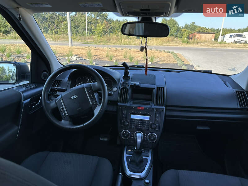 Land Rover Freelander 2011