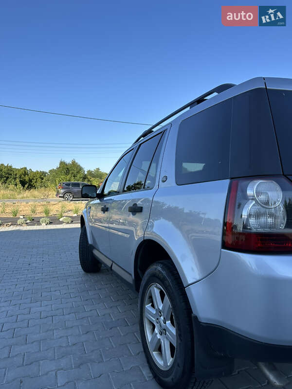 Land Rover Freelander 2011