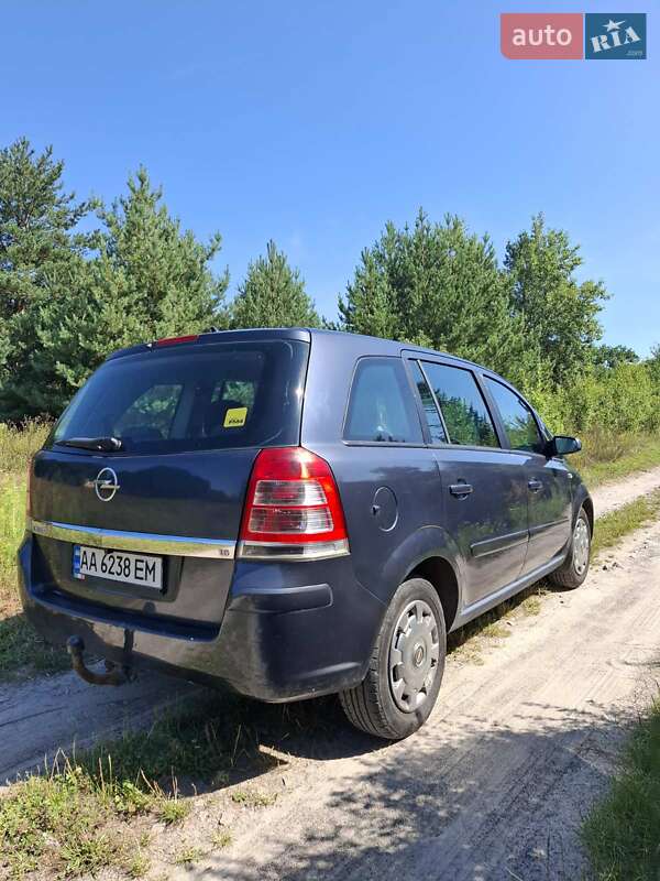 Opel Zafira 2008