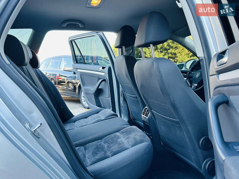 Volkswagen Golf 2010