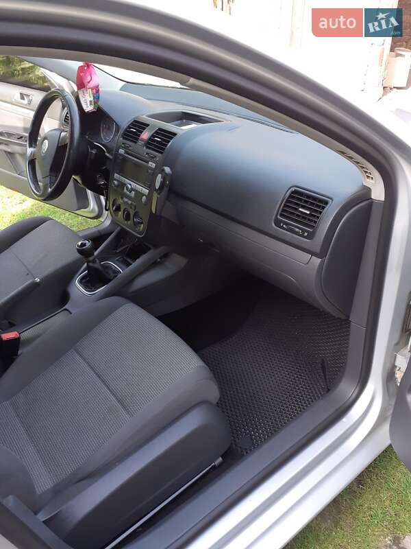 Volkswagen Golf 2008