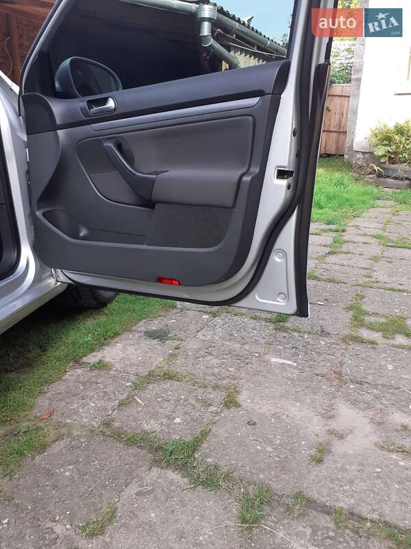 Volkswagen Golf 2008