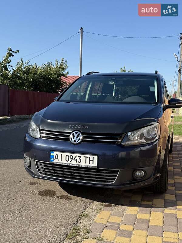 Volkswagen Touran 2011