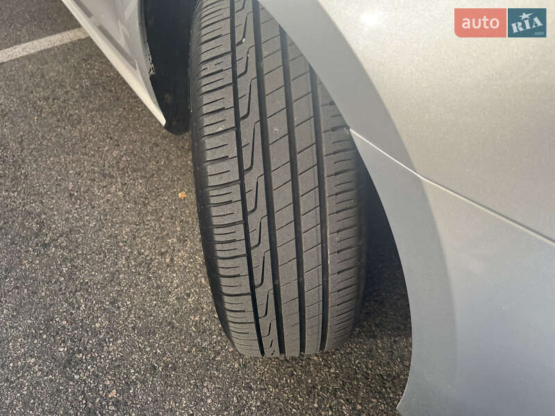 Volkswagen Passat 2014