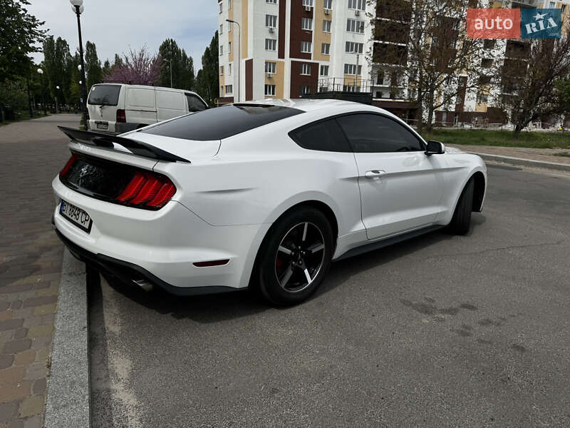 Ford Mustang 2019