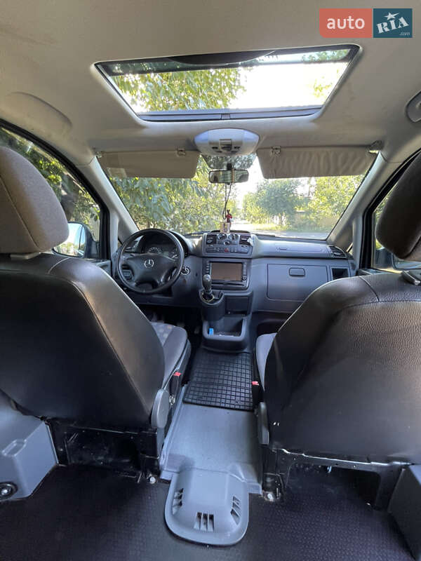 Mercedes-Benz Vito 2009