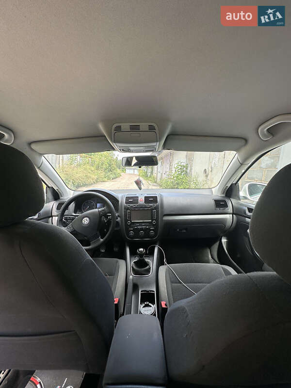 Volkswagen Golf 2008