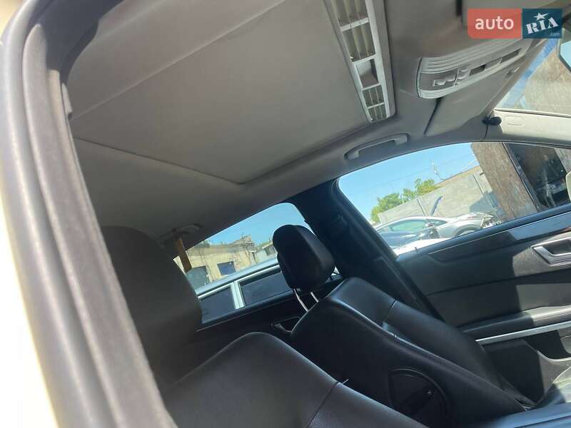 Mercedes-Benz E-Class 2012