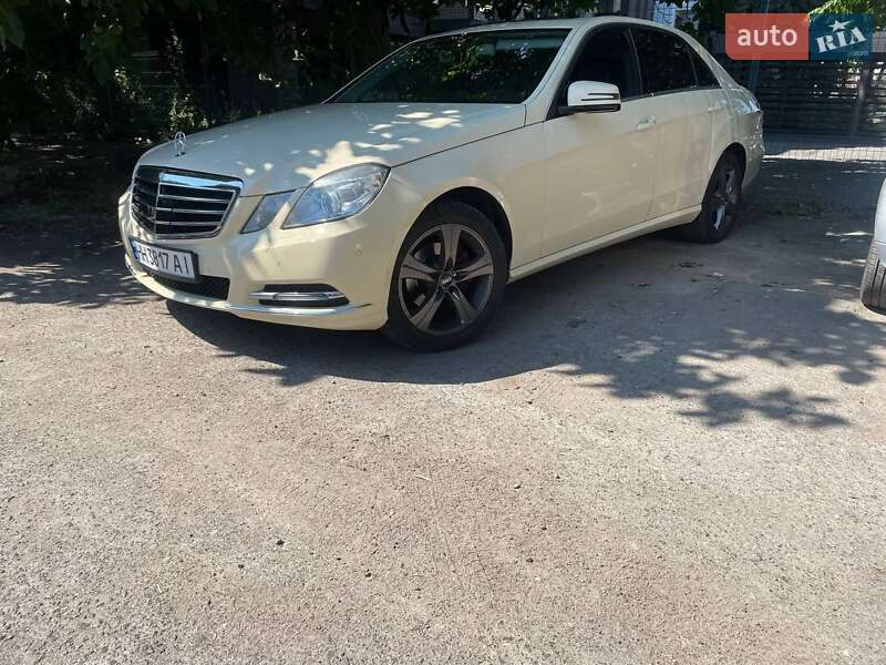 Mercedes-Benz E-Class 2012