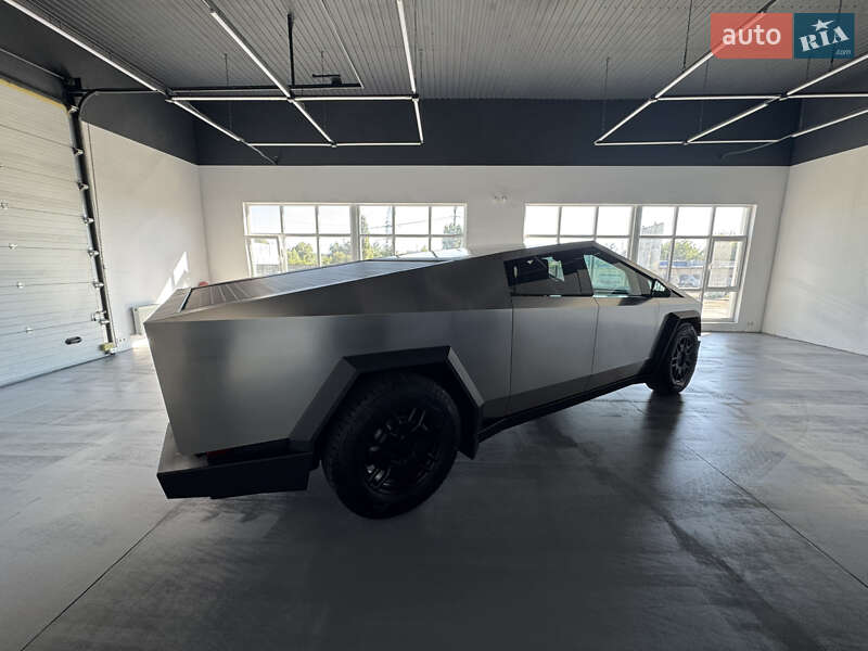 Tesla Cybertruck 2024