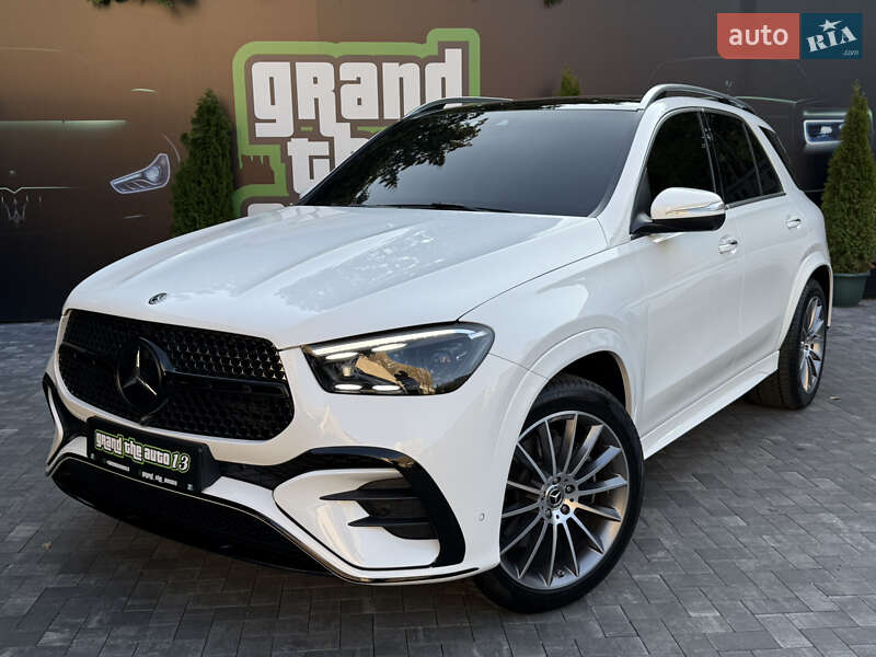 Mercedes-Benz-2