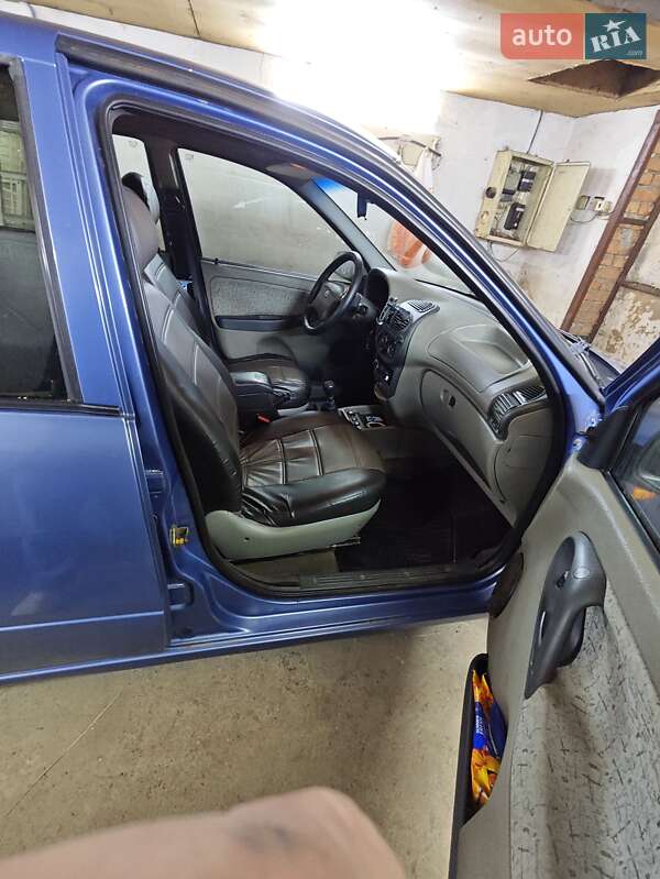 VAZ / Lada 1118 Kalina 2007