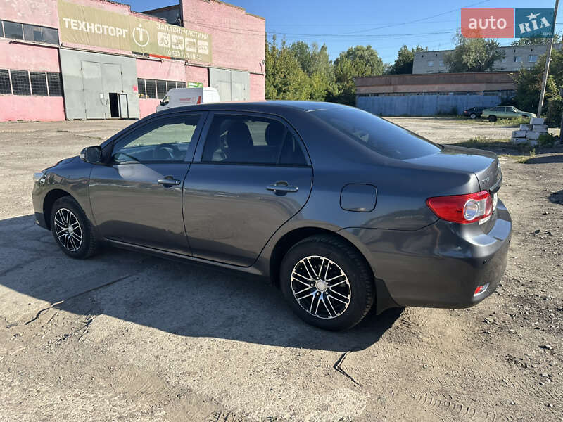 Toyota Corolla 2012