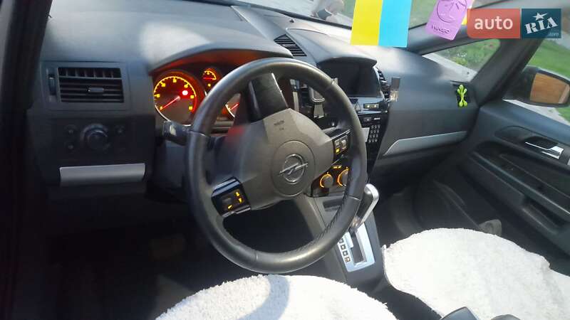 Opel Zafira 2009