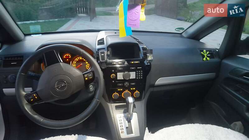 Opel Zafira 2009