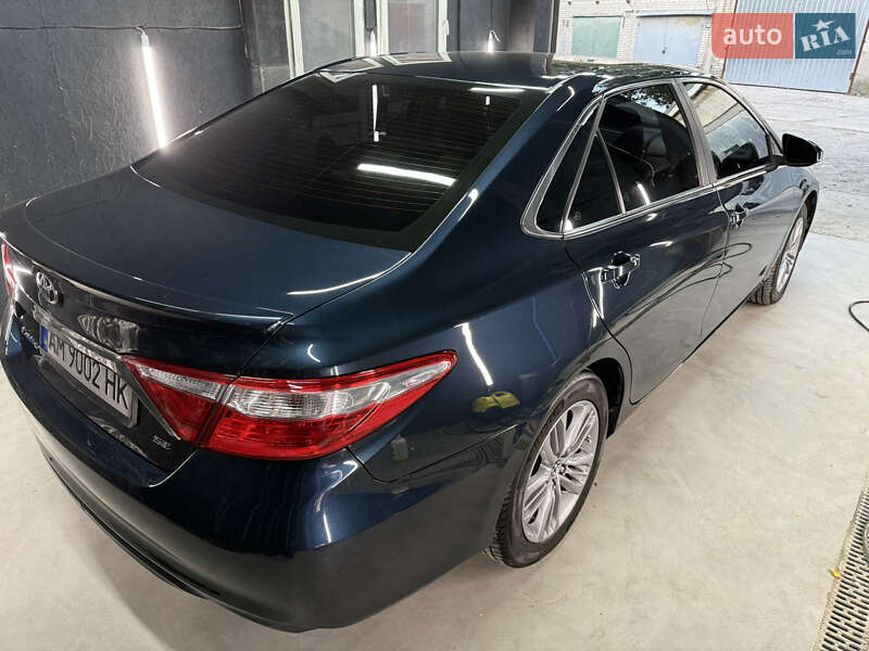 Toyota Camry 2016