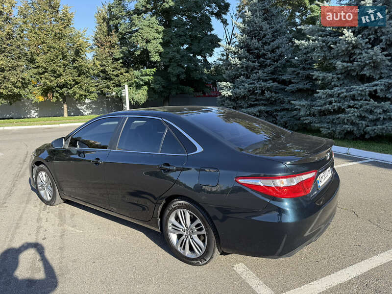 Toyota Camry 2016