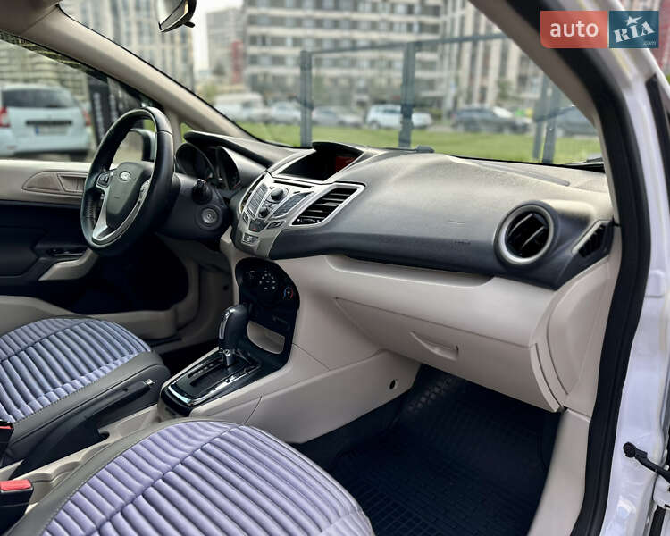 Ford Fiesta 2011