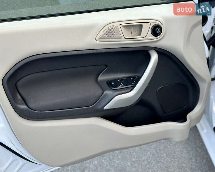 Ford Fiesta 2011