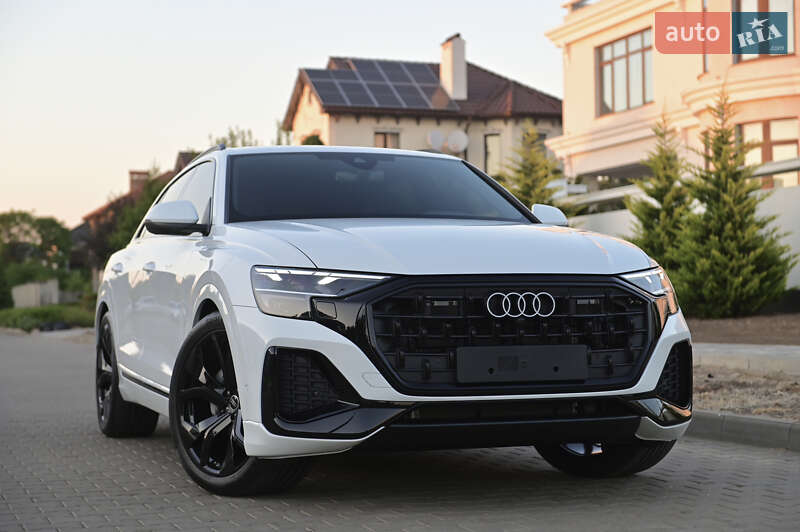 Audi Q8 2025