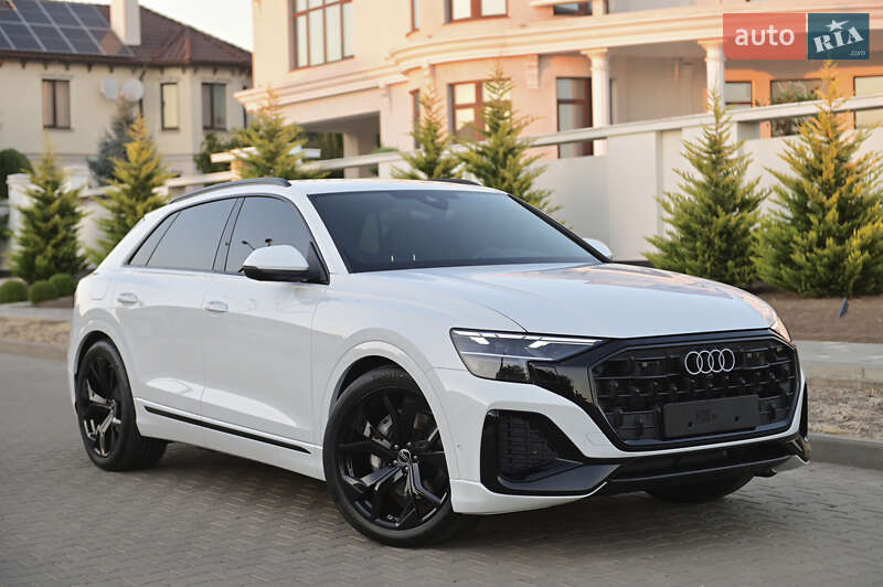 Audi Q8 2025