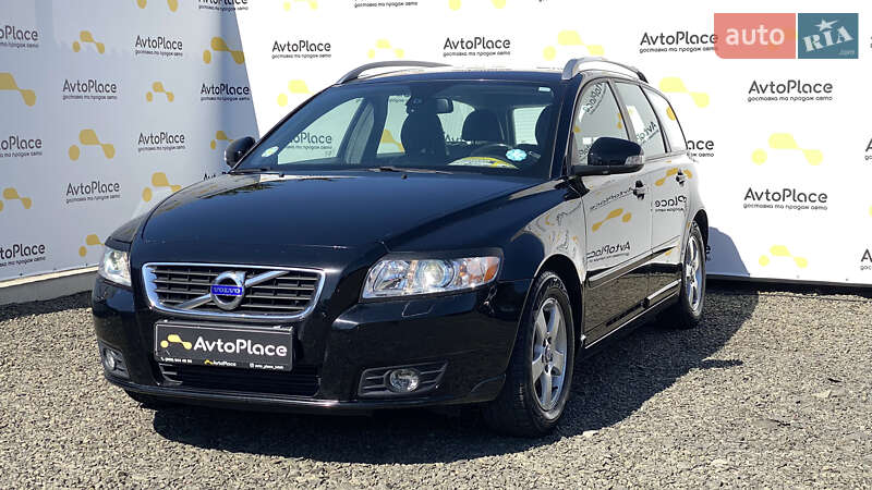 Volvo V50 2011