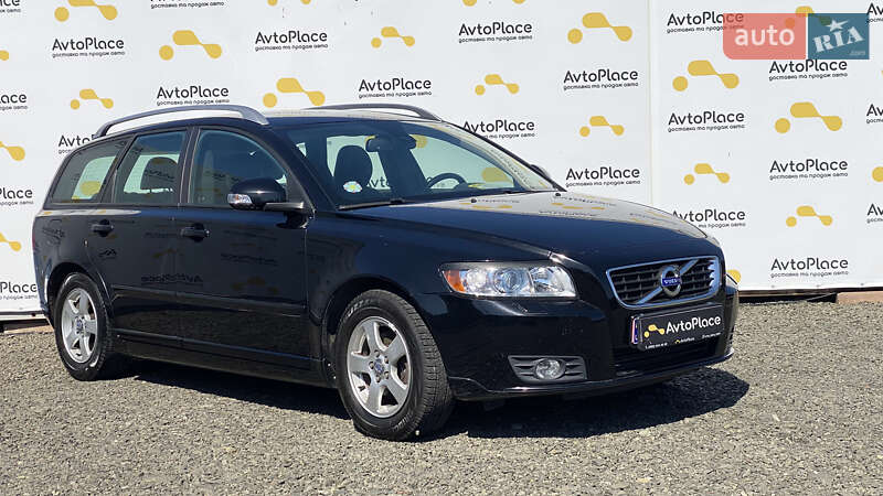 Volvo V50 2011