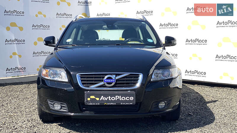 Volvo V50 2011