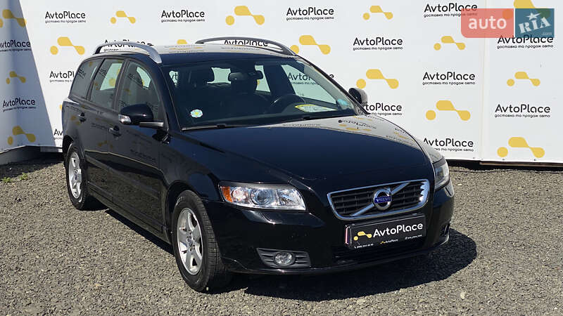 Volvo V50 2011