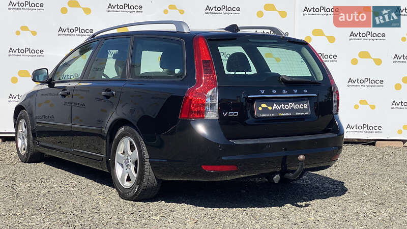 Volvo V50 2011