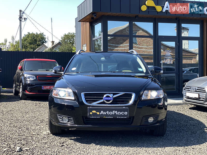 Volvo V50 2011