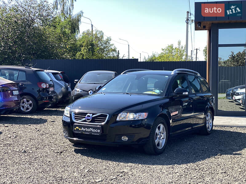 Volvo V50 2011