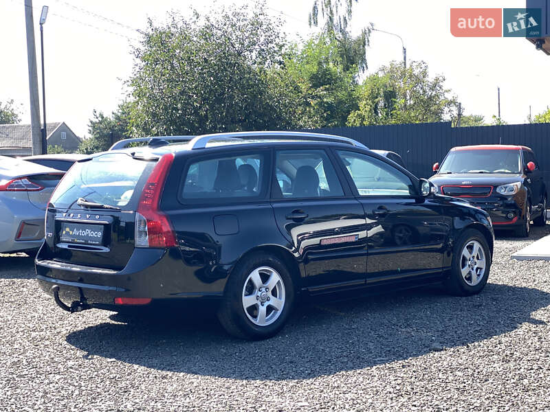 Volvo V50 2011
