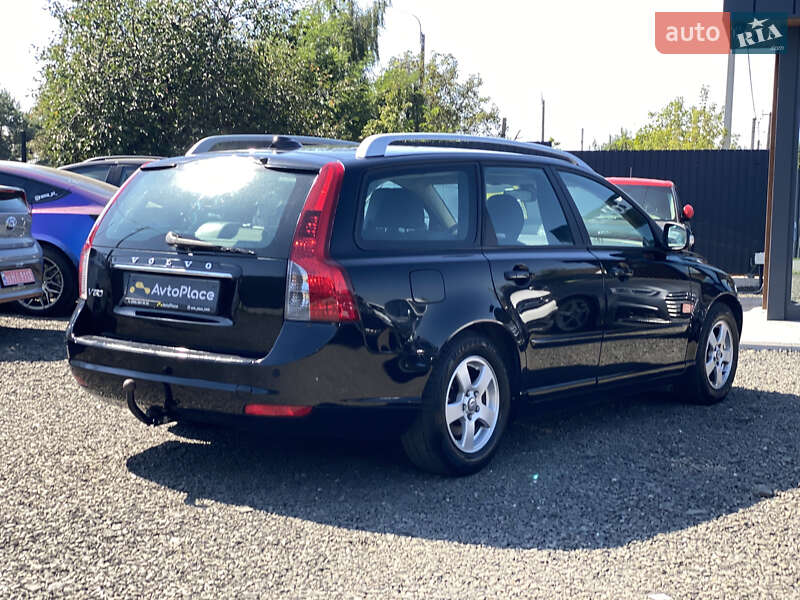 Volvo V50 2011