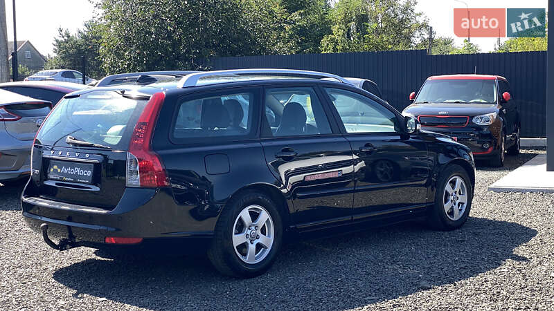 Volvo V50 2011