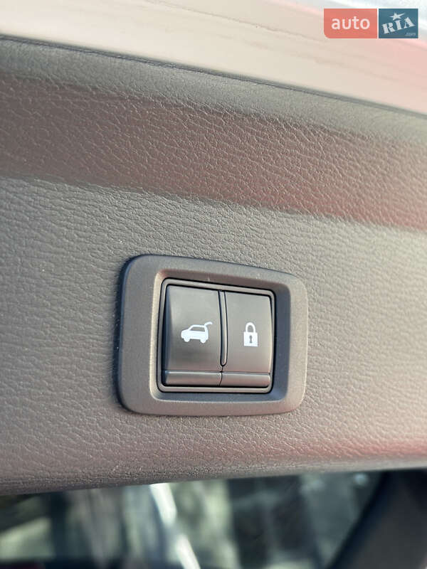 Mitsubishi Outlander 2022