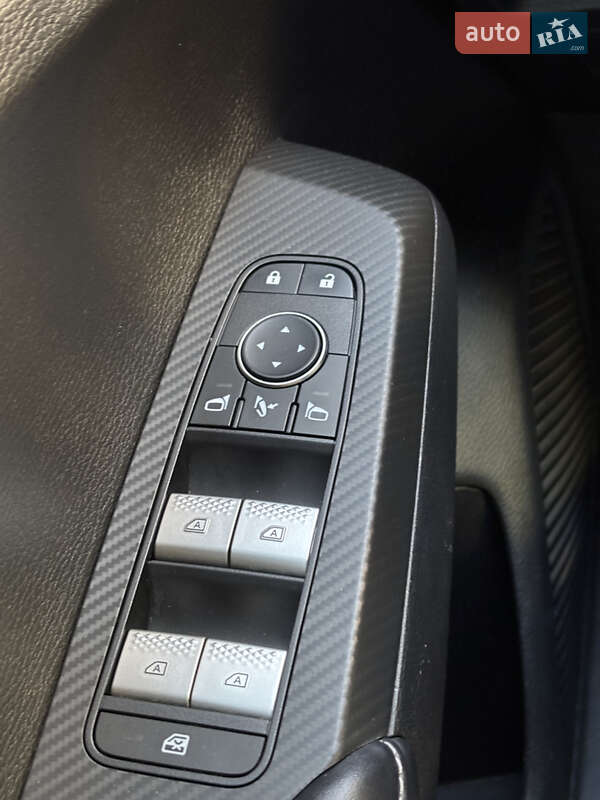 Mitsubishi Outlander 2022