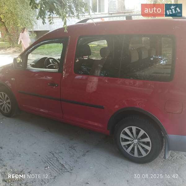 Volkswagen Caddy 2010