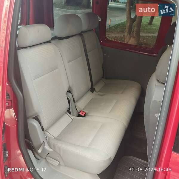 Volkswagen Caddy 2010