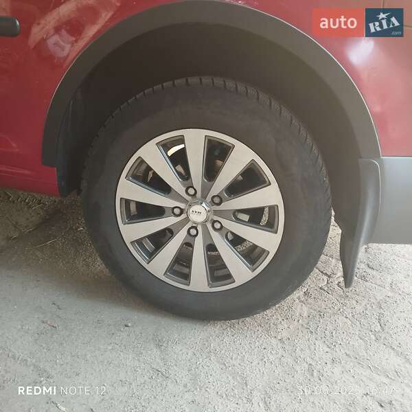 Volkswagen Caddy 2010