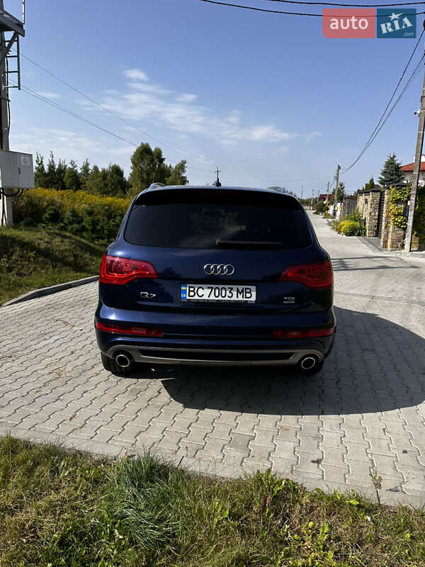 Audi Q7 2011