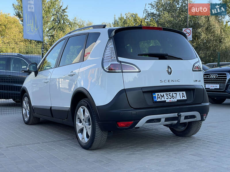 Renault Scenic XMOD 2013
