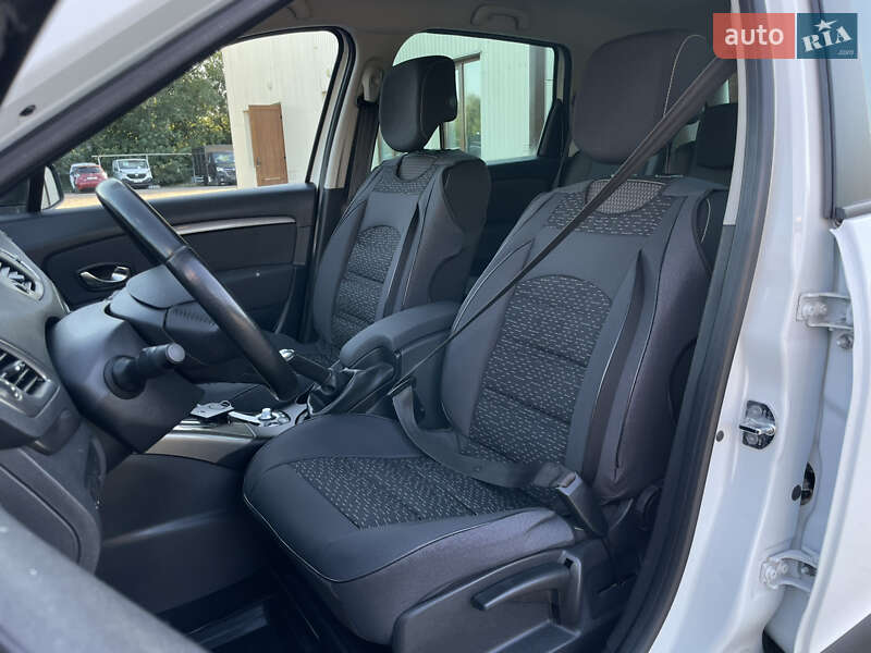 Renault Scenic XMOD 2013