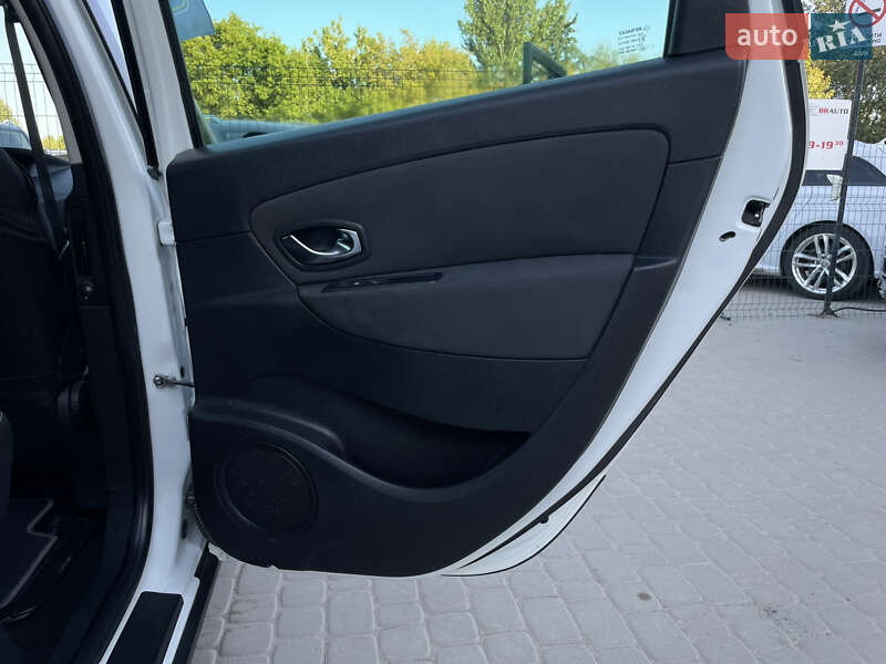 Renault Scenic XMOD 2013