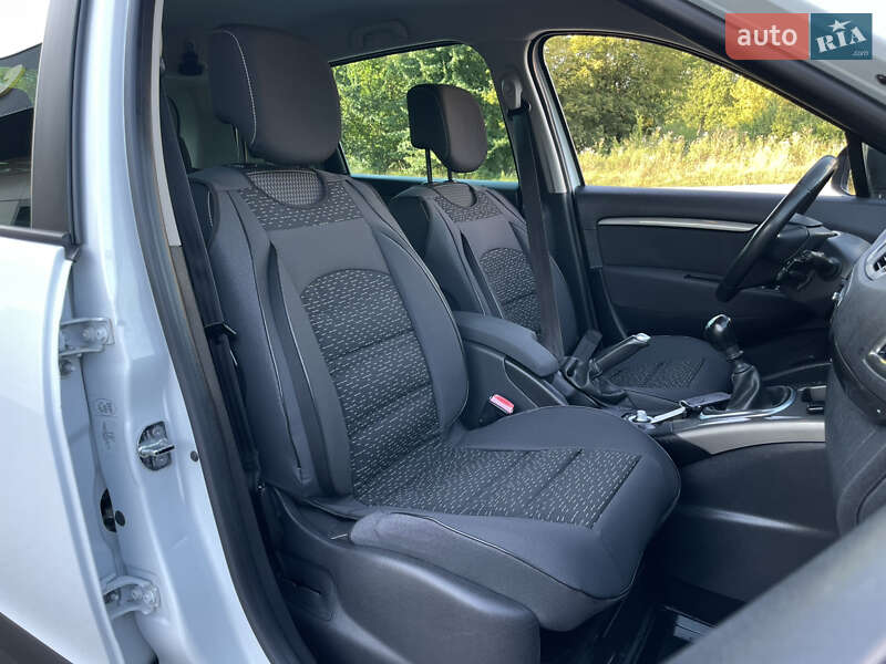 Renault Scenic XMOD 2013