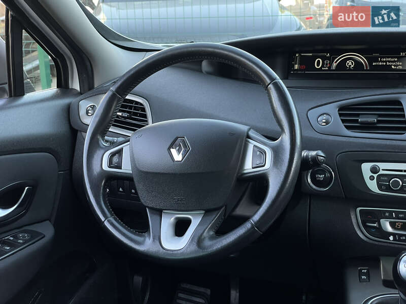 Renault Scenic XMOD 2013
