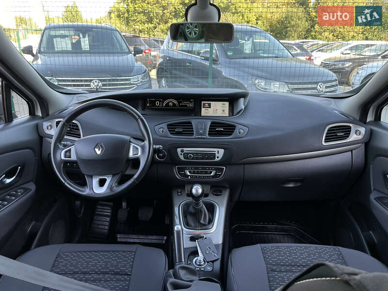 Renault Scenic XMOD 2013