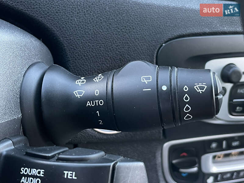 Renault Scenic XMOD 2013