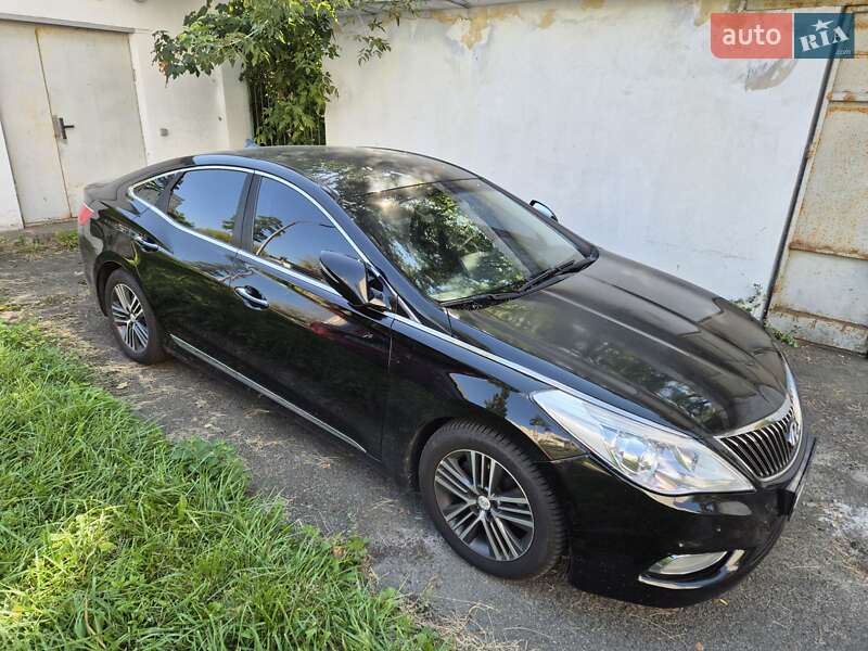 Hyundai Grandeur 2013