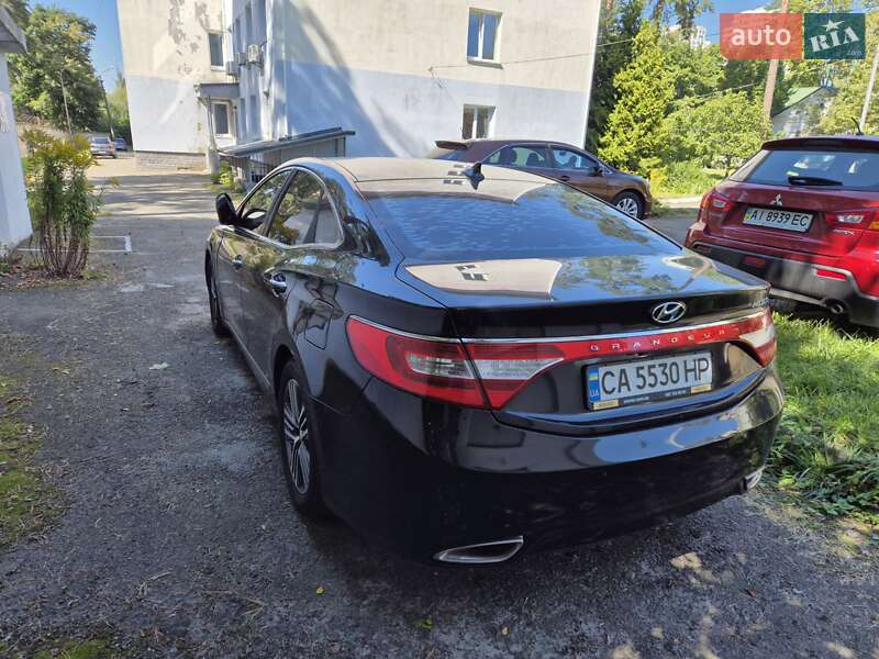 Hyundai Grandeur 2013